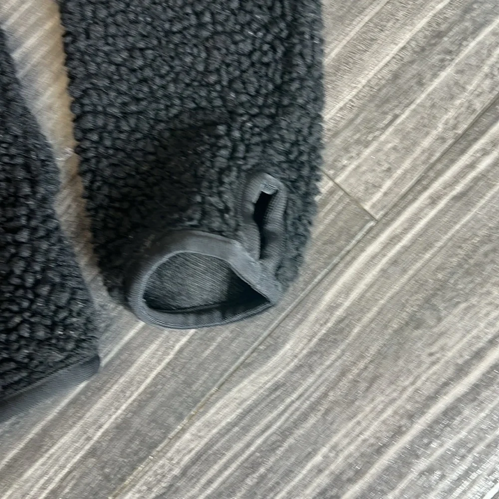 Canada Goose Fleece Hooded Jacket - Picture 11 of 12